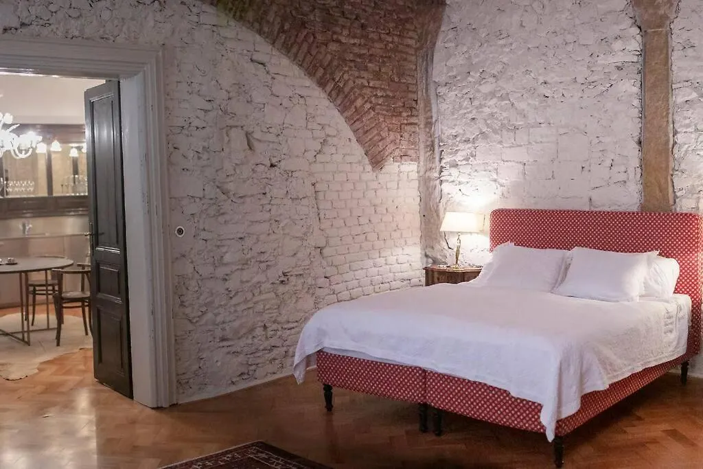 King Charles Apartment Prague